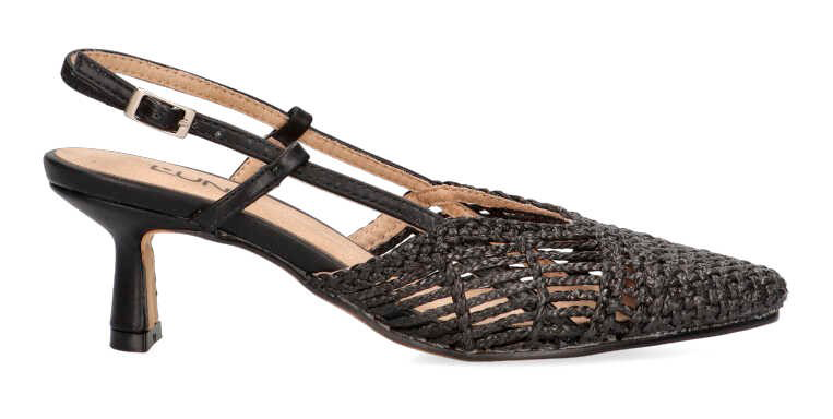 Zapato de tacón kitten